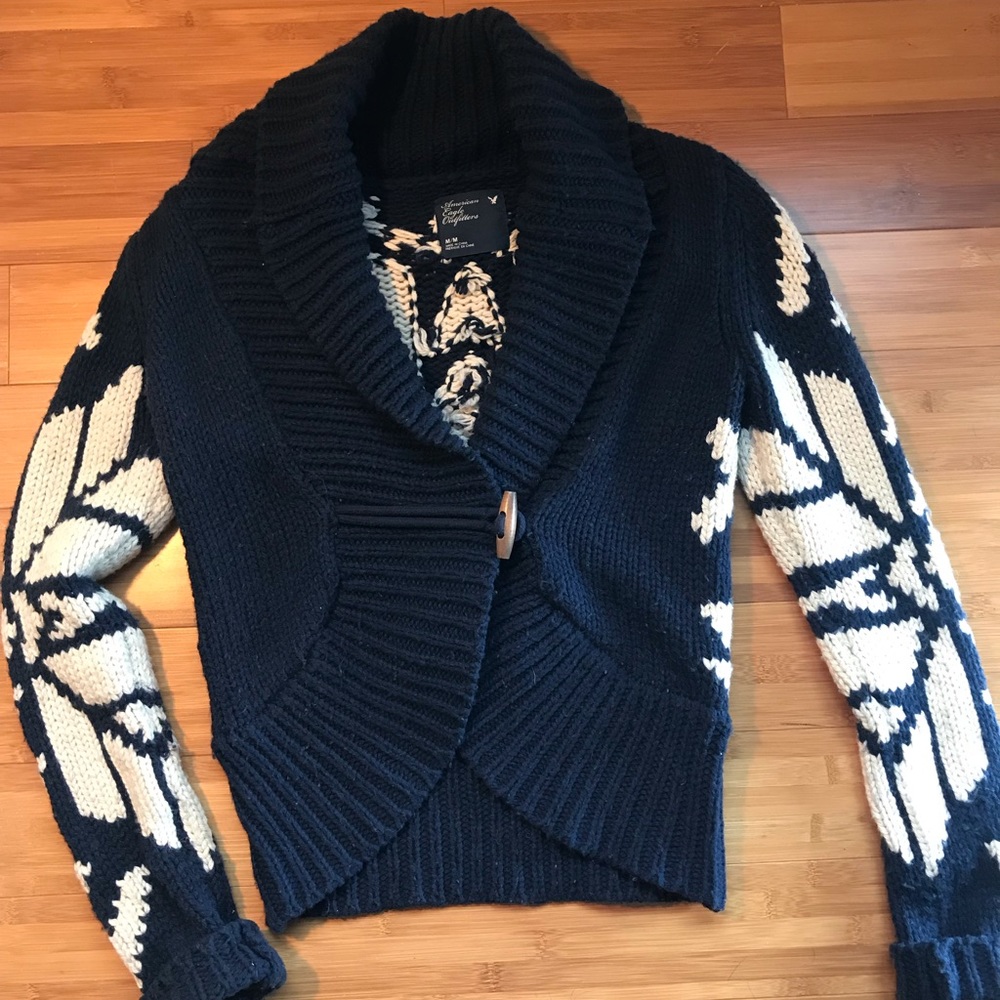 American Eagle Sweater